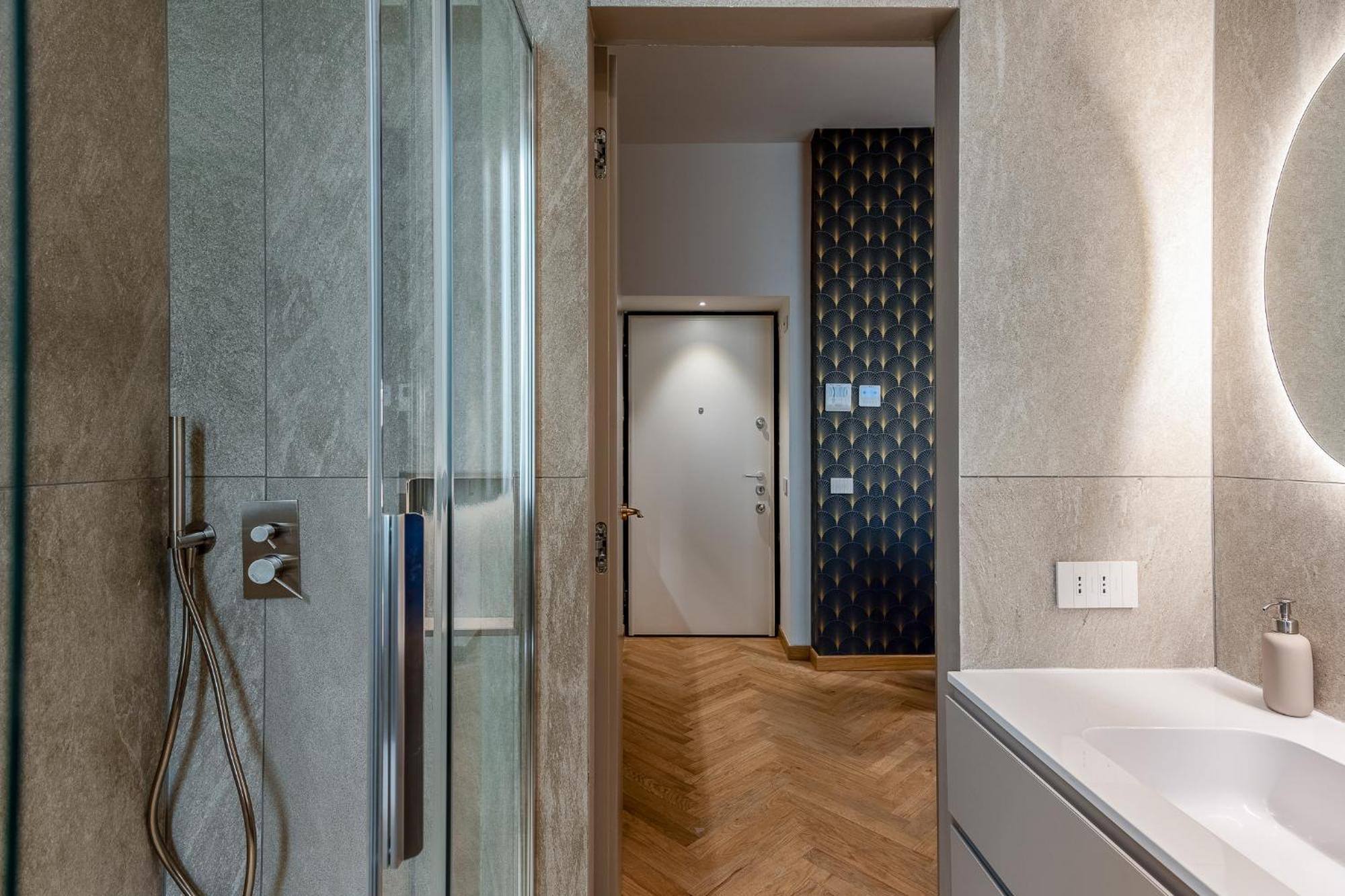 Luxury Apartment - Near Stazione Centrale Милан Экстерьер фото