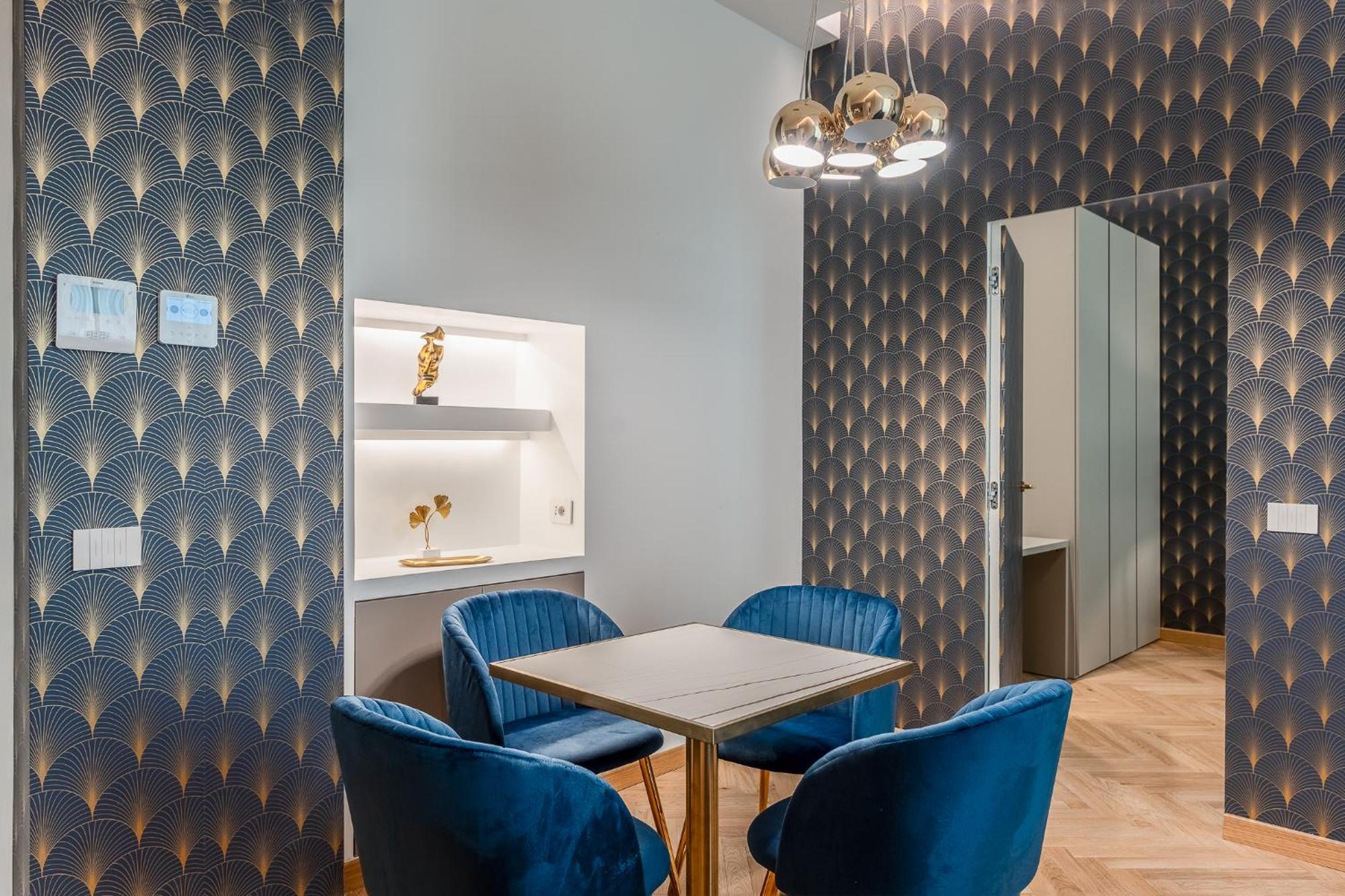 Luxury Apartment - Near Stazione Centrale Милан Экстерьер фото